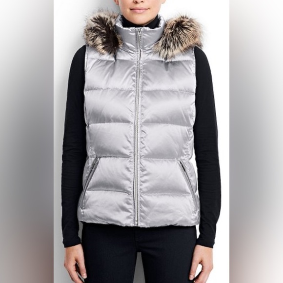 Liz Claiborne Silver Sleeveless Vest With Fur Hood Size Small NWOT - Picture 1 of 12